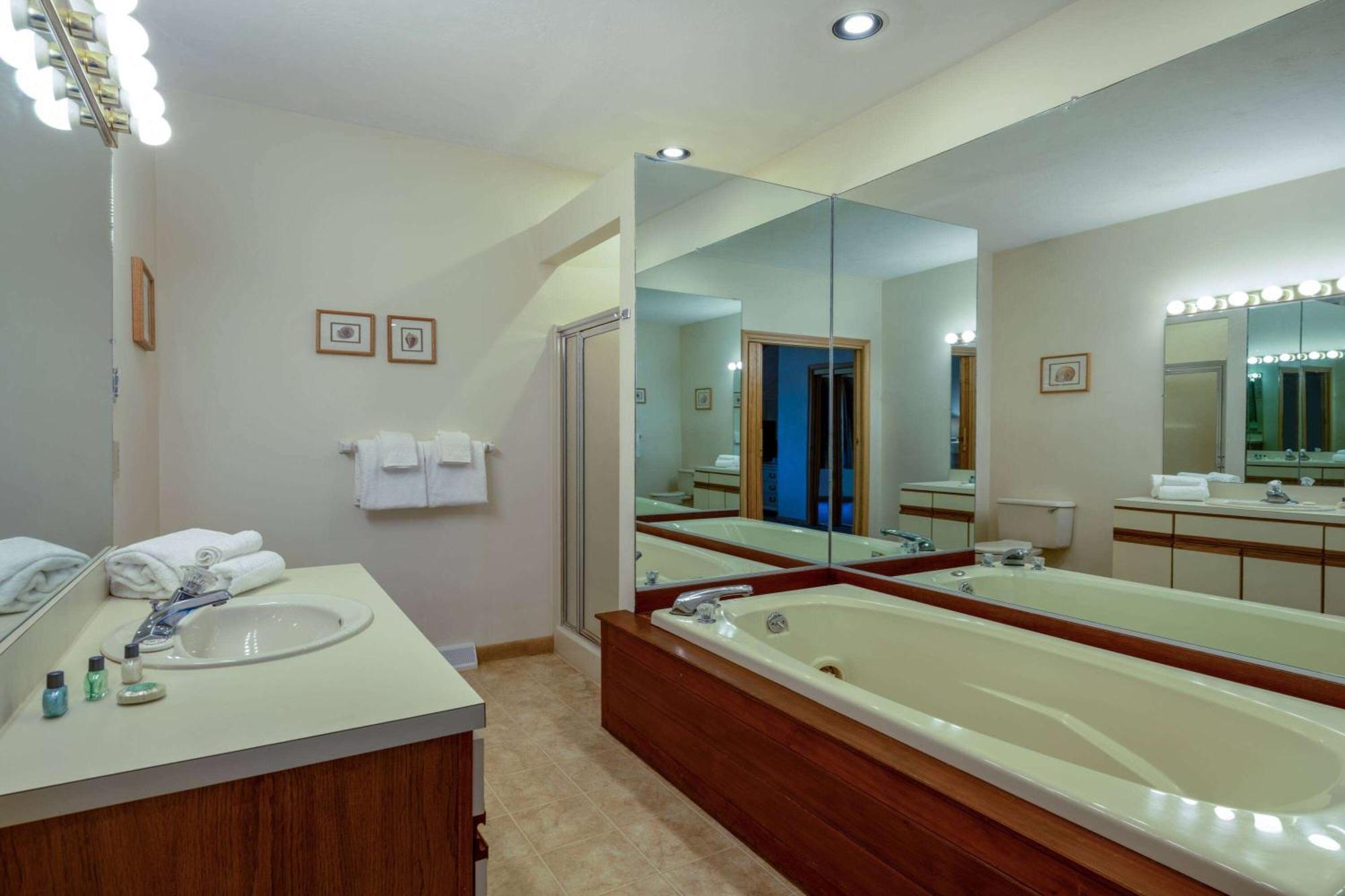 Southcape Resort Mashpee A Ramada By Wyndham Экстерьер фото